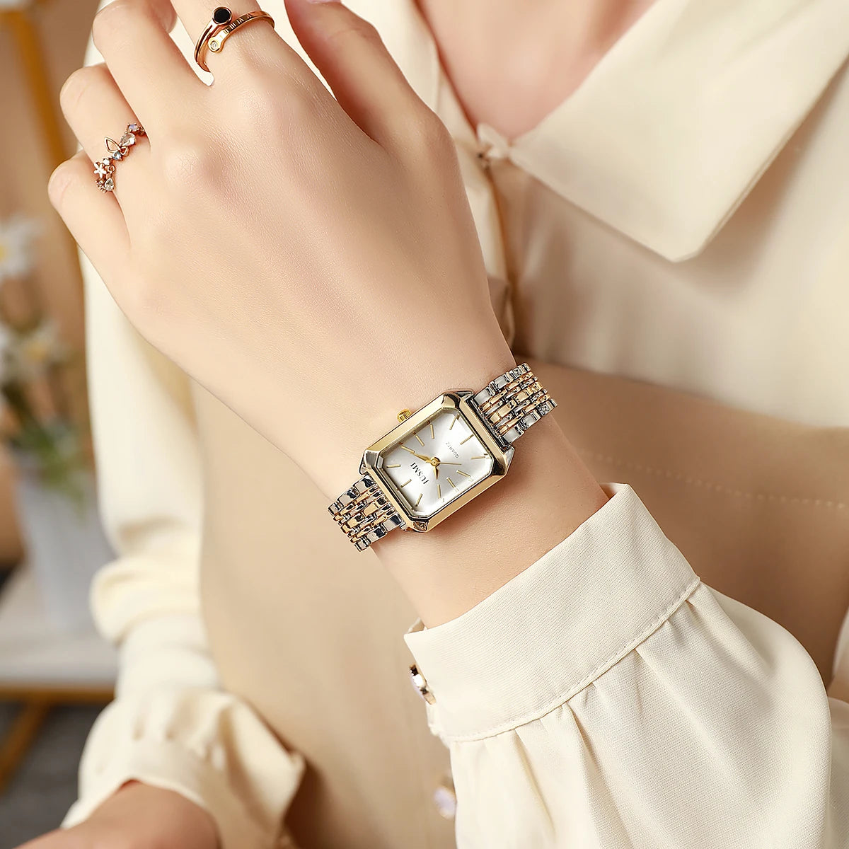 Fashion Square Dial Quartz Watch – Alloy Strap, Minimalist Design
