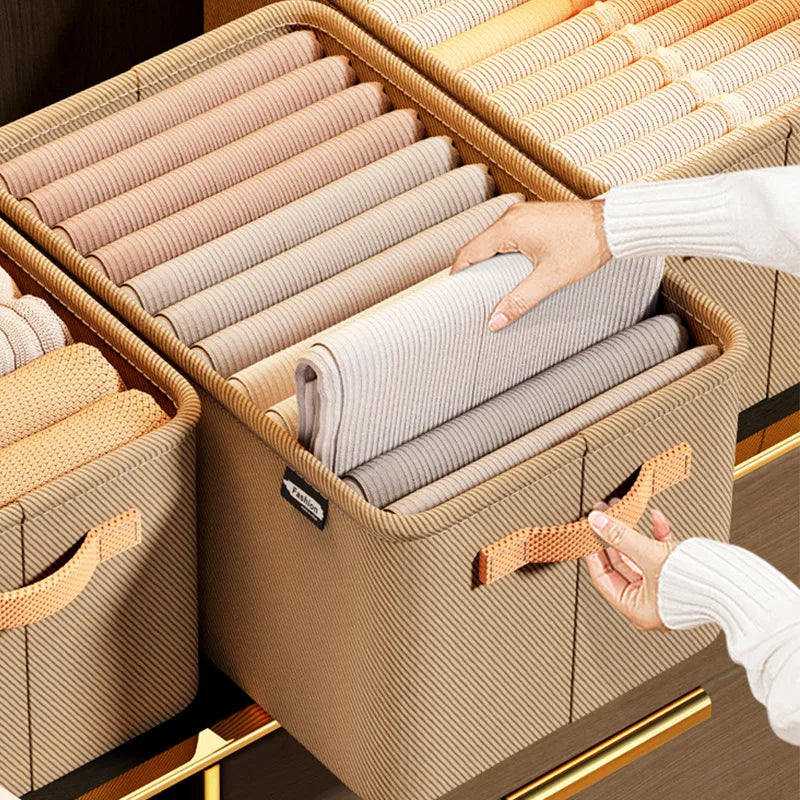 Foldable Thick Clothes Organizer – Dustproof Storage Bag for Sweaters, Pants, and Bedding