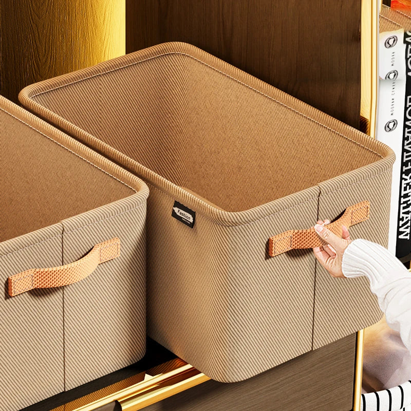 Foldable Thick Clothes Organizer – Dustproof Storage Bag for Sweaters, Pants, and Bedding